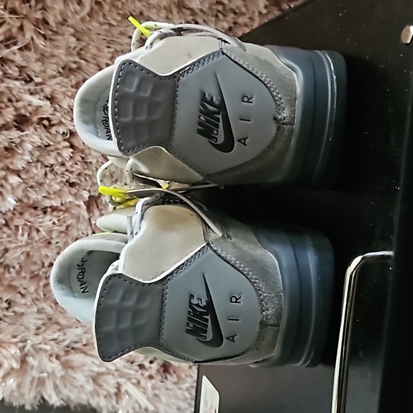 Air Jordan 4 Retro SE Mid Neon 95 CT5342-007 - Picture 3 of 4